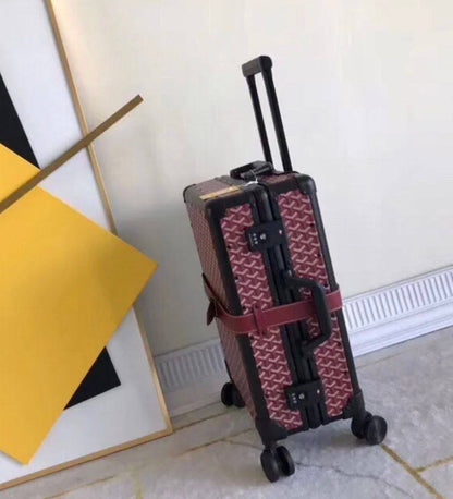 luggage 
high quality with cartoon 
550 dhs✅

Zain295
♥️♥️♥️