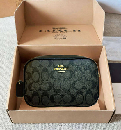 COACH 

NEW CAME HIGH QUALITY 
WITH BOX 
🎁🎁🎁

90 dhs💓

Zain39
♥️♥️♥️