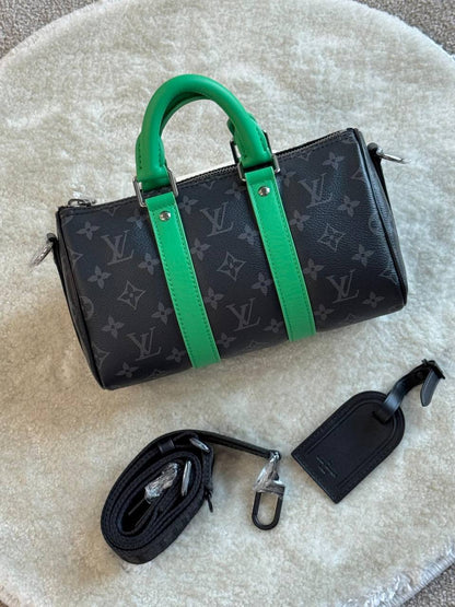*NEW COLLECTION:BD046❗*
*BRAND- LOUIS VUITTON ❗*
*Keepall Bandouliere 25 BAG❗*
*SUPER MASTER QUALITY ❗*
*❗❗*
*BOX WITH  PAPERBAG ❗*
For Price 👇 WTSP Text Zain 0568585901

Zain267
♥️♥️♥️