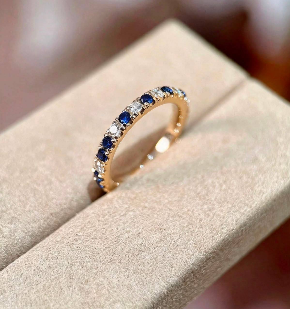 Cartier ❤️‍🔥

Ring 💍 available size👇
6,7,8,9 

Master quality💯

With normal boxes 🗃️ 
110 DHS🇦🇪🇦🇪
With master box 📦 
210 DHS🇦🇪🇦🇪🇦🇪

Zain216
♥️♥️♥️