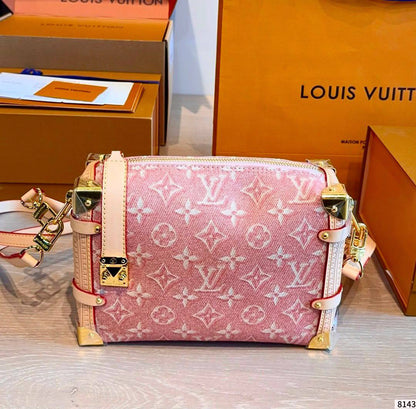 LOUIS VUITTON 
Lv

MASTER QUALITY 
280 dhs

Zain39
♥️♥️♥️