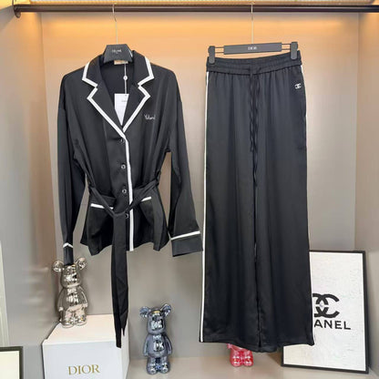 *New collections*                                                
CHANEL
*Super Master quality*
*Sizes: M L XL* 
450 dhs🇦🇪🇦🇪

Zain308
♥️♥️♥️