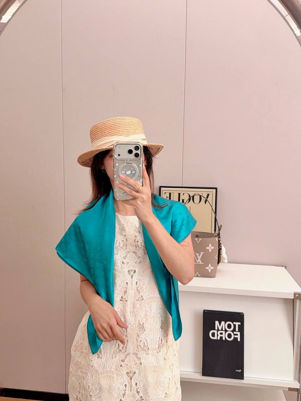 💙 LV SCARF 💙
💙*VIP QUALITY*💙
💙*100% SILK*💙
320 dhs💛

Zain281
♥️♥️♥️