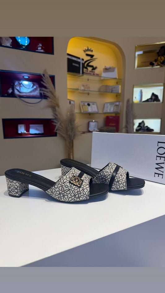 Loewe

65 dhs💓

Zain232

اطلبوه من الوتس المثبت في الأعلى👆🏻👆🏻

تواصلو معنا 👈🏻 Zain 
For order WhatsApp pinned 👆🏻

♥️♥️♥️