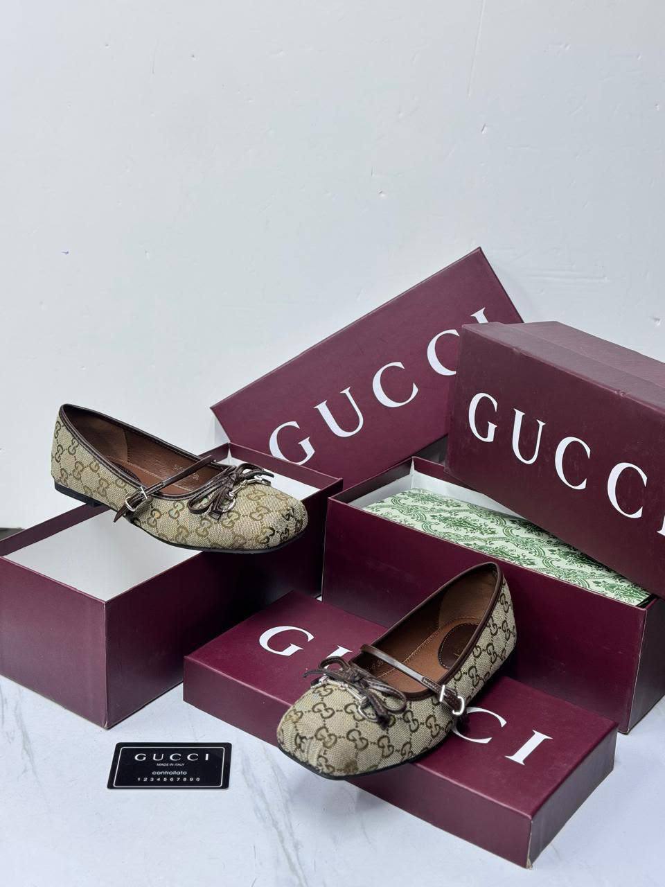 💥𝐑𝐄𝐒𝐓𝐎𝐂𝐊𝐒 💥

✨*GUCCI* ✨
💯high quality
Size 36-37-38-39-40-41

100 dhs🇦🇪🇦🇪🇦🇪
Zain21
♥️♥️♥️