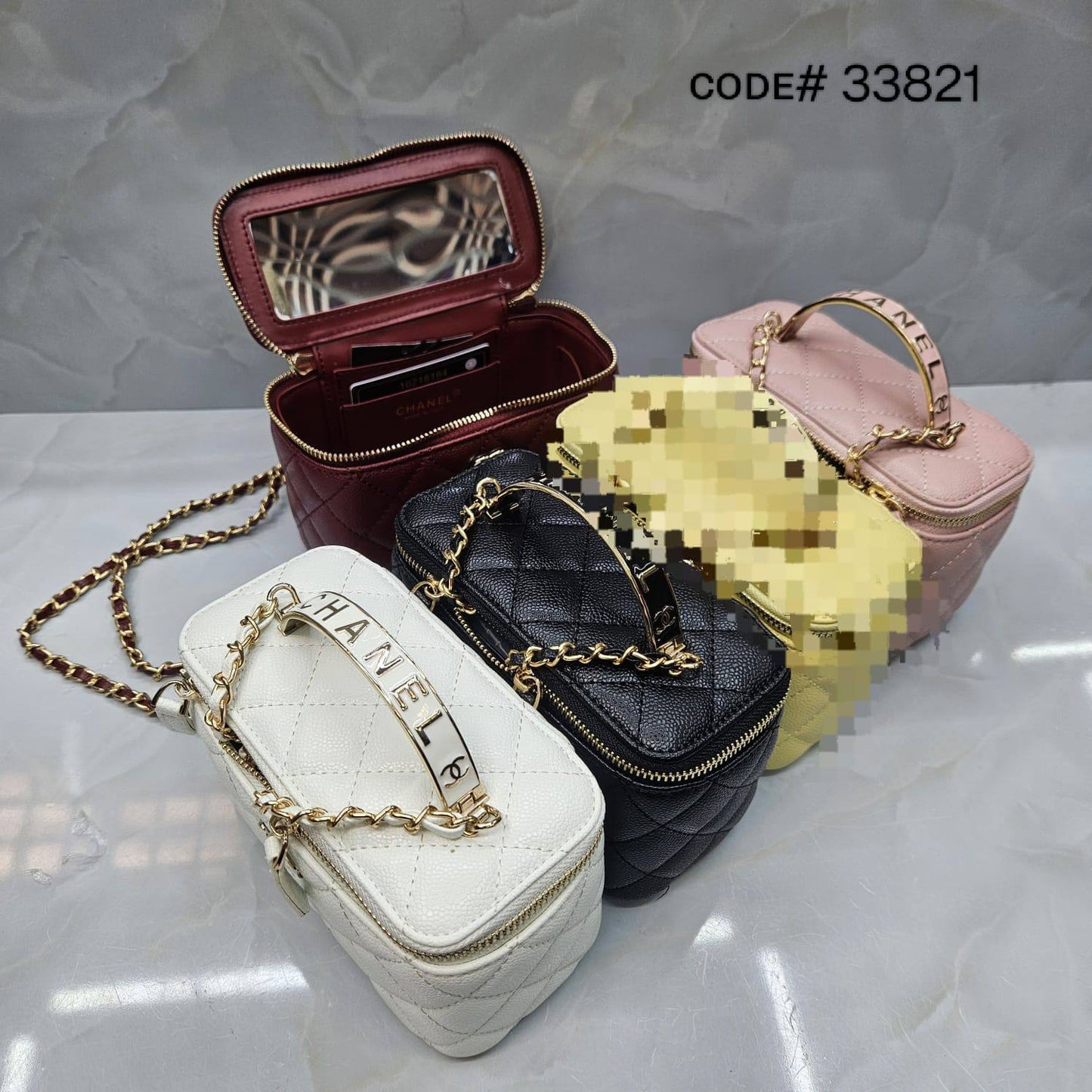CHANEL ᴠᴀɴɪᴛʏ ᴅʀᴇssᴇʀ
ʜᴀs ᴍɪʀʀᴏʀ ɪɴsɪᴅᴇ
ᴄᴀᴠɪᴀʀ ʟᴇᴀᴛʜᴇʀ ᴍᴀᴛᴇʀɪᴀʟ
ɢᴏʟᴅ ʜᴀʀᴅᴡᴀʀᴇ
sɪᴢᴇ : 17.5 cm
ᴡɪᴛʜ BOX
🎁🎁🎁

90 dhs❤️

Zain31
♥️♥️♥️