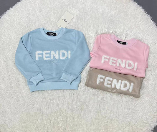 Fendi
1-10y 
85 dhs🪙💕

Zain151
♥️♥️